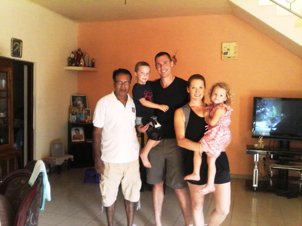 Randi Homestay In Negombo Exterior photo