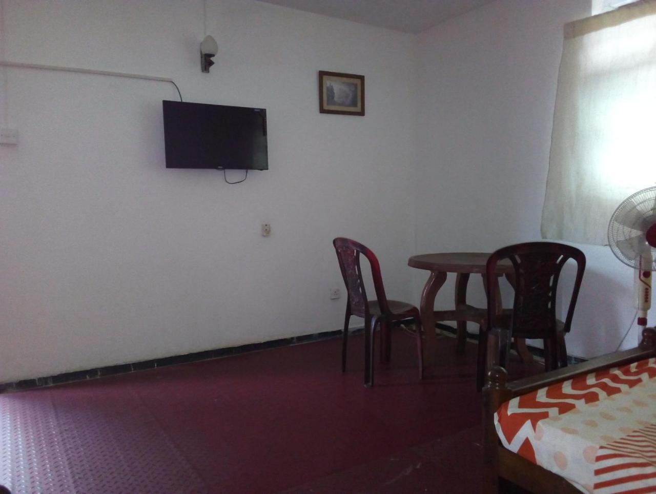Randi Homestay In Negombo Exterior photo