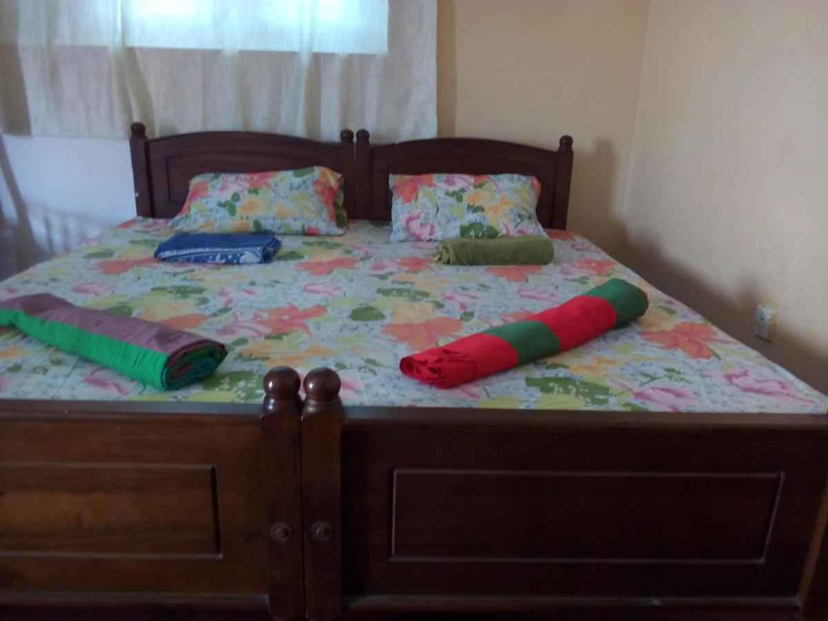 Randi Homestay In Negombo Exterior photo